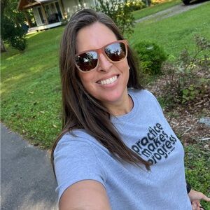 Meet your Posher, Amanda